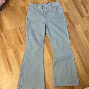 Light wash star detail flare jeans